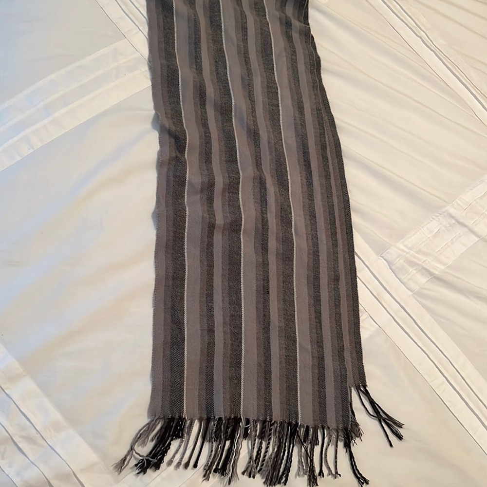 Scarf printed shawl gray black - Picture 3 of 6